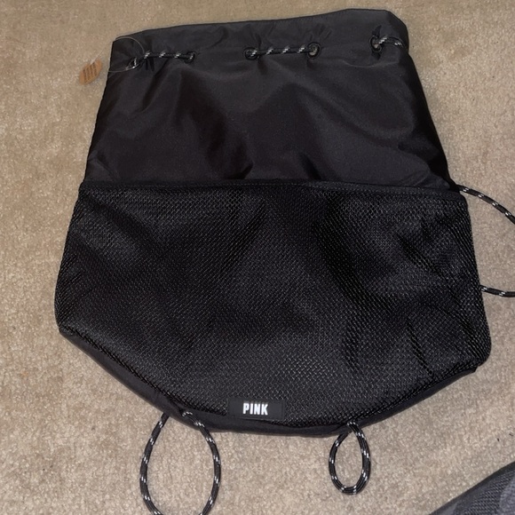 Victoria’s Secret PINK insulated bag - Picture 3 of 4